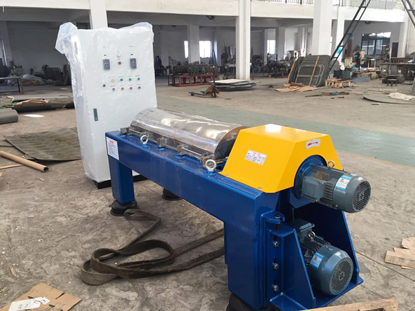 XY-DH臥式螺旋卸料沉降離心機(jī)